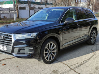 Audi Q7 foto 2