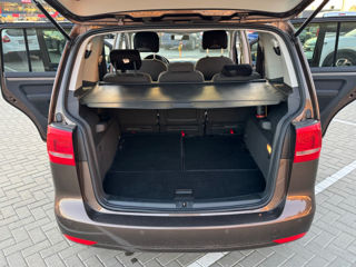 Volkswagen Touran foto 18