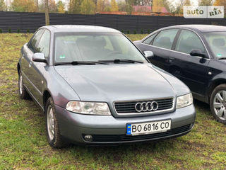 Audi A4 foto 2