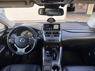 Lexus NX Series foto 8