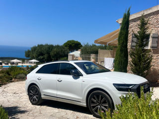 Audi Q8 foto 6