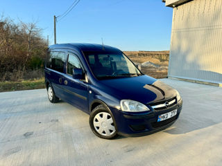 Opel Combo foto 2