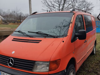 Mercedes Vito foto 3