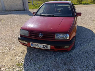 Volkswagen Vento foto 2