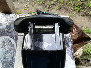 Карболитовый, старый телефон. foto 1