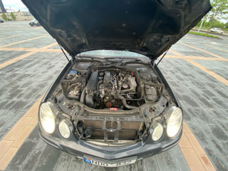 Mercedes E-Class foto 7