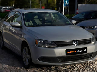 Volkswagen Jetta foto 2