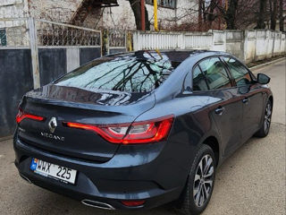 Renault Megane foto 2