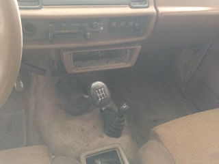 Разбор isuzu trooper 2,3 л. бензин 1990 г. фото 3