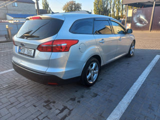 Ford Focus foto 2