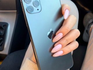 Скупаю iphone новых моделей оптом и в розницу! buying new iphones! sell me!