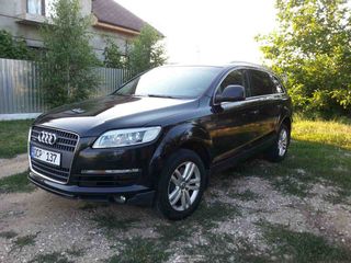 Audi Q7 foto 8