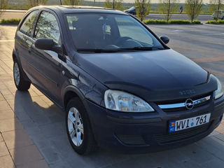 Opel Corsa foto 2