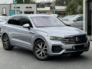 Volkswagen Touareg foto 3