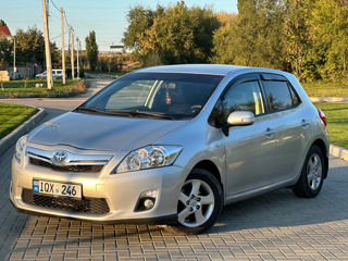 Toyota Auris foto 1