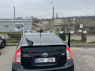 Toyota Prius foto 2