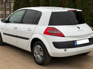 Renault Megane foto 4