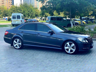 Mercedes E-Class foto 4