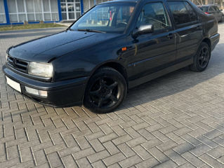 Volkswagen Vento foto 9