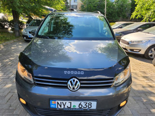 Volkswagen Touran foto 6