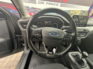 Ford Focus foto 15