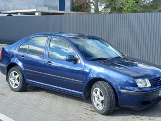 Volkswagen Bora foto 1