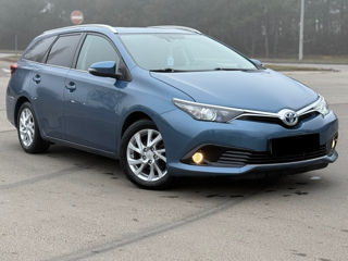 Toyota Auris foto 3