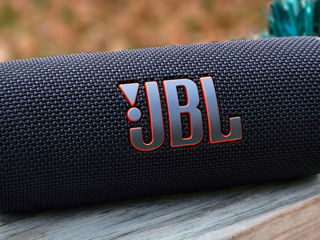 JBL Flip 6 -Портативность, мощь и безграничная музыкальная свобода! Погрузитесь в мир музыки. foto 5