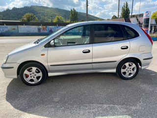 Nissan Almera Tino foto 3