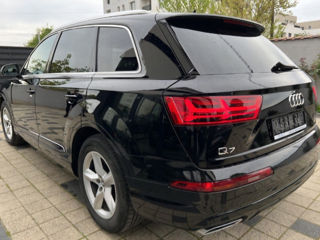 Audi Q7 foto 2