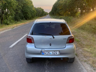 Toyota Yaris foto 4