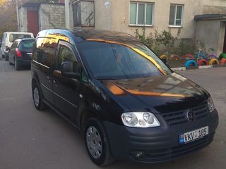 Volkswagen Caddy foto 1