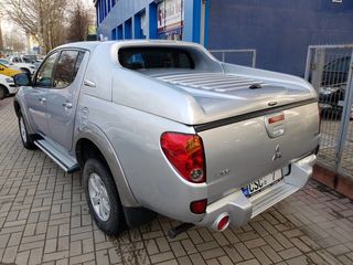 Mitsubishi L foto 2