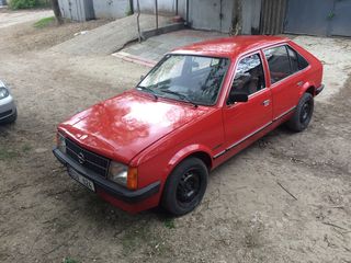 Opel Kadett foto 2