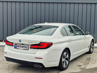 BMW 5 Series foto 5