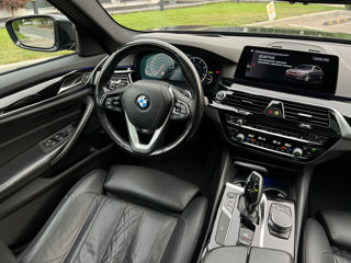 BMW 5 Series foto 8