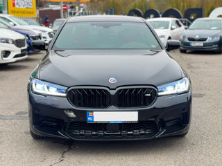 BMW 5 Series foto 3