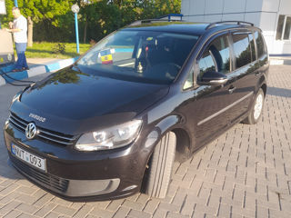 Volkswagen Touran фото 6