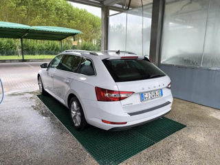 Skoda Superb foto 5