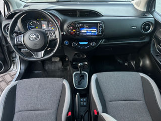 Toyota Yaris foto 7