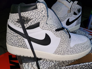 Nike Air Jordan 1 Retro High OG foto 2