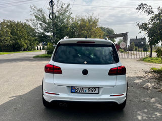 Volkswagen Tiguan foto 3