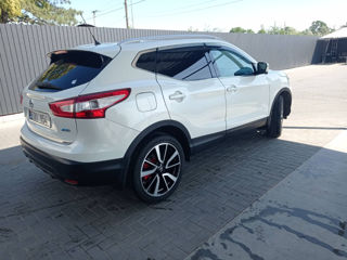 Nissan Qashqai foto 1