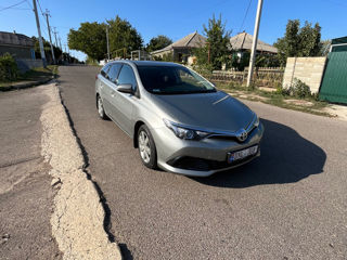 Toyota Auris foto 2