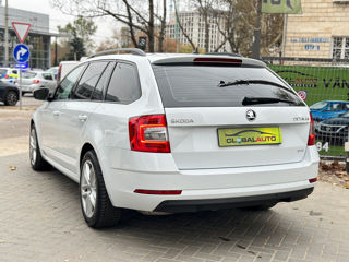 Skoda Octavia foto 6