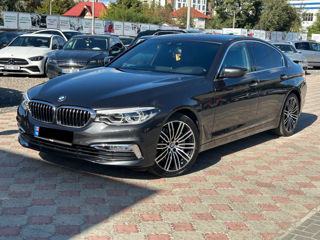 BMW 5 Series foto 1