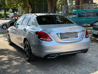 Mercedes C-Class foto 4