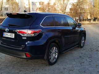 Toyota Highlander foto 9