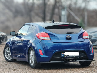 Hyundai Veloster foto 4