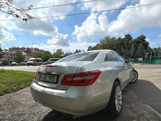 Mercedes E-Class Coupe foto 2